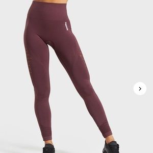 Gymshark Energy + Seamless Leggings, winter berry size L